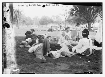 1920. A Sleep in Battery Park On A Hot Day (Library of Congress)